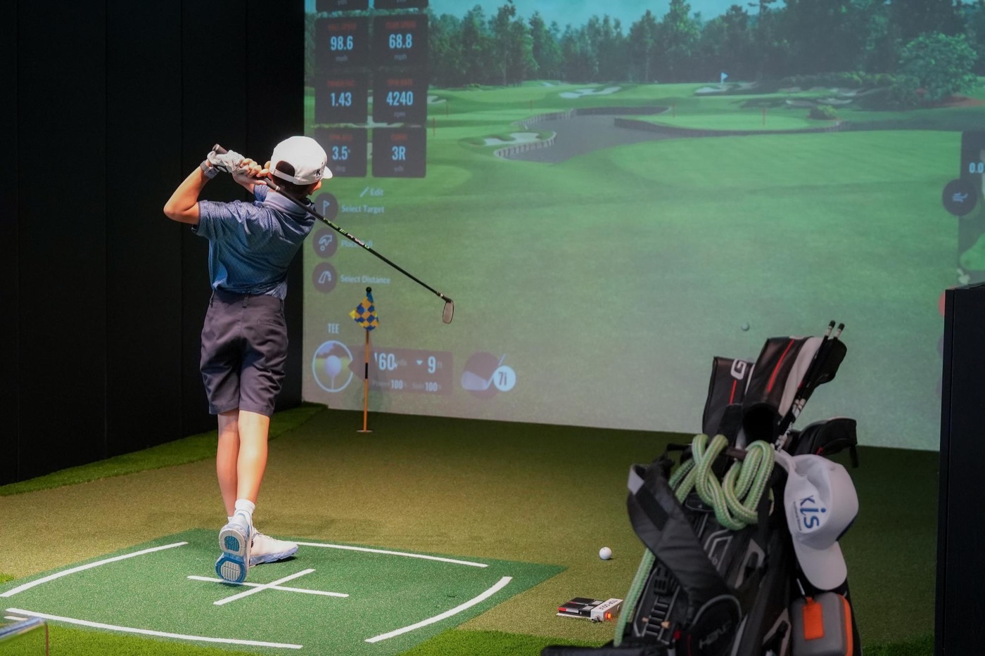 พื้นที่ซ้อมของ KIS Bangkok Golf Center
