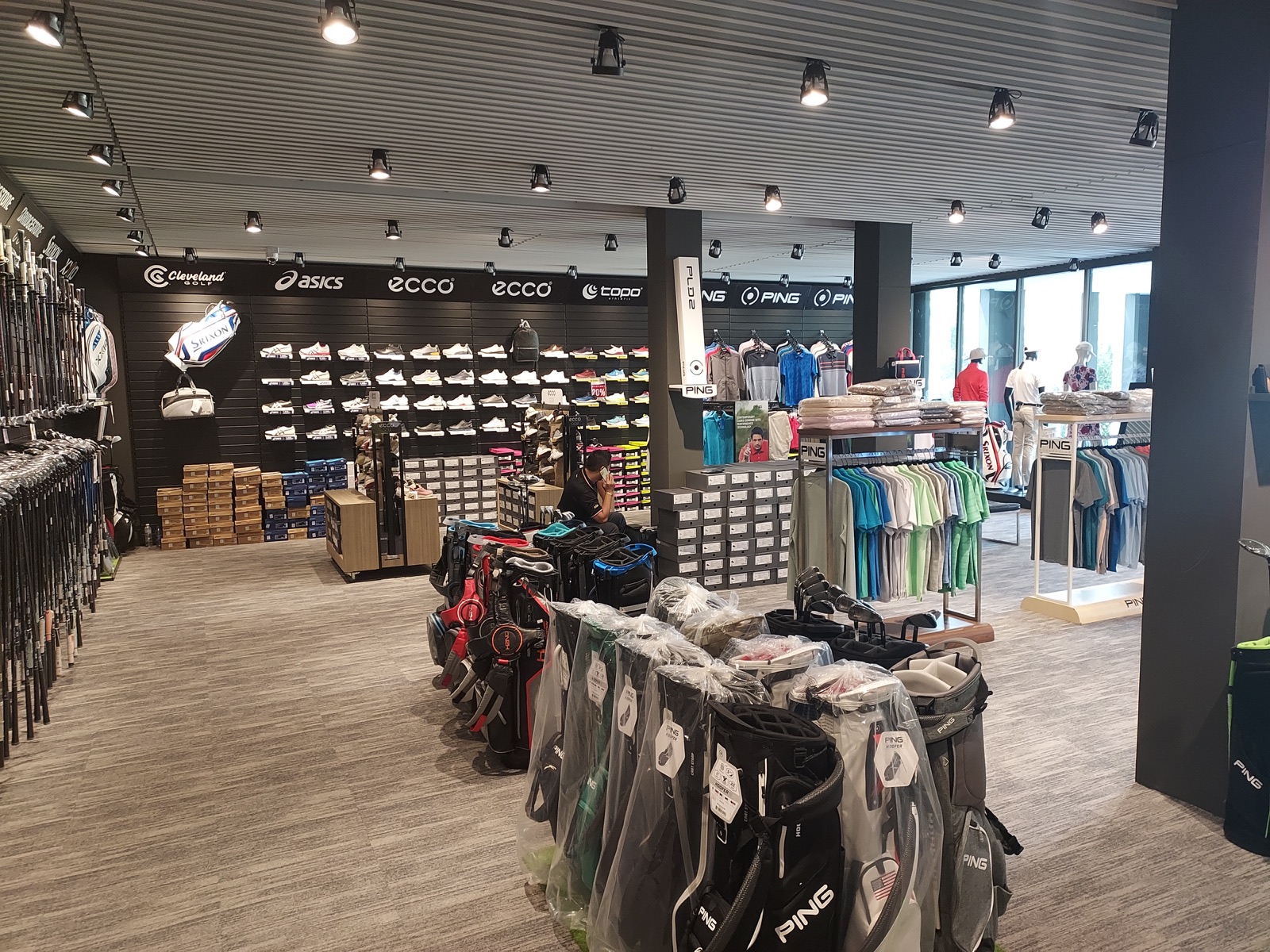 ห้อง VIP Simulator ของ PING Indoor Golf Centre